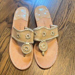 Jack Rogers Beige and Silver Leather Sandals. 8 Medium